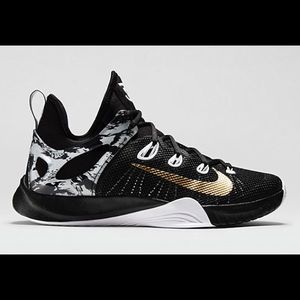 Nike Zoom Hyper Rev Paul George shoes